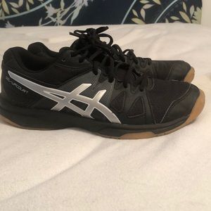 Volleyball shoes